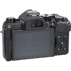 Ｅ－Ｍ５ ＭＡＲＫ ＩＩＩ Đen - Hàng hiệu Chính hãng 886296