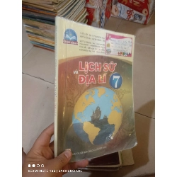 (TẶNG BOOKMARK) Lịch sử và địa lí lớp 7 (Chân trời sáng tạo) Giáo khoa RBK2702