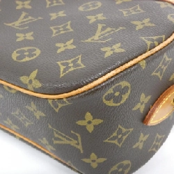 Túi xách vai Louis Vuitton Monogram Broll M51221 - Hàng hiệu Chính hãng 767900