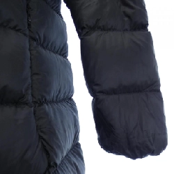 Áo khoác lông vũ MONCLER 635382