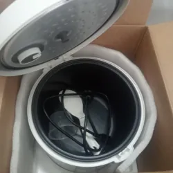 Nồi Toshiba 1.8L mới nguyên  1030763