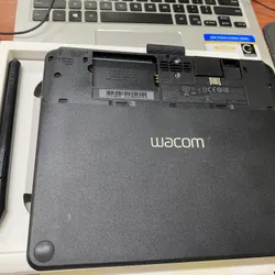 Bảng vẽ điện tử Wacom CTH 490 707407