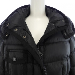 Áo khoác lông vũ MONCLER 637828