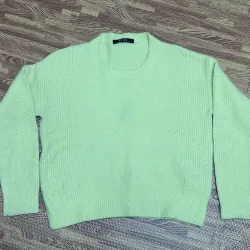 Pass khoác len cuối năm 759588