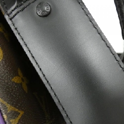 Túi đeo chéo Louis Vuitton Monogram Macassar (LV Color Mania) Trio Messenger M46266 - Hàng hiệu Chính hãng 769089