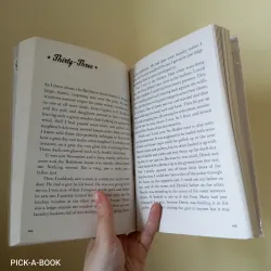 [Ngoại văn] Tiểu thuyết Tiếng Anh Romeo Blue - Phoebe Stone 928002