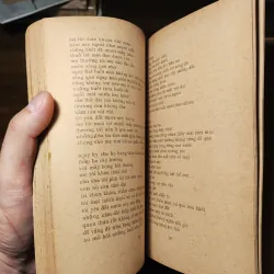 Với Đảng Mùa Xuân - Thơ 1022218