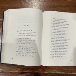 Thơ Tố Hữu (10) 1003440