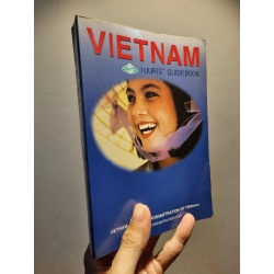 VIETNAM : Tourist Guidebook - Vietnam National Administration of Tourism