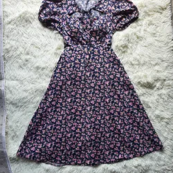 Đầm hoa nhí tay ngắn, kiểu dáng chữ A size S,M chưa qua sử dụng 934724