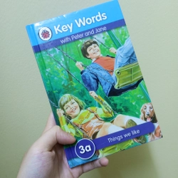 Ngoại văn] Key Words With Peter and Jane Truyện tranh Luyện đọc Tiếng Anh Trẻ em
‎ 549114