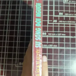 Bí ẩn và bí quyết sự sống đời người - Vũ Trọng Hùng & Ngô Hy 754682