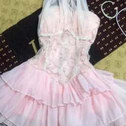 váy nữ hai dây màu hồng nhạt dáng xoè ren hoa phong cách tiểu thư dễ thương  972437