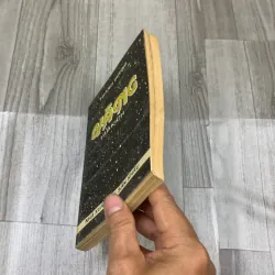 Vàng. Tập kịch - thanh hương. Có chữ ký tặng. 3b2 1040649