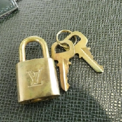 Túi Boston Louis Vuitton Taiga Elanga M30104 614496