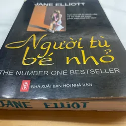 Người tù bé nhỏ Jane Elliott 563317