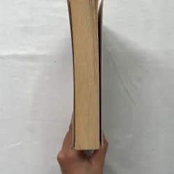 One Hundred Years of Solitude - Gabriel García Márquez   991943