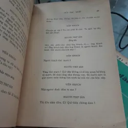 NGƯỜI VIỄN KHÁCH THỨ MƯỜI - NGHIÊM XUÂN HỒNG 748348