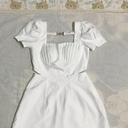 Váy trắng khoét eo 498237