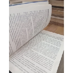 Sách tiếng Trung: Fashion color by design 1013791