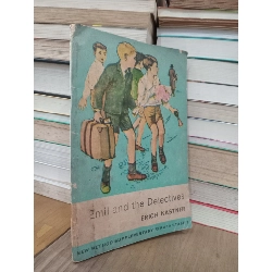 NEW METHOD SUPPLEMENTARY READER STAGE 3 Series (Sách luyện đọc tiếng Anh) 748742