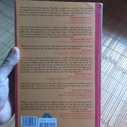 Điệp viên hoàn hảo - Cuộc đời hai mặt không thể tin được của Phạm Xuân Ẩn - Larry Berman 558949
