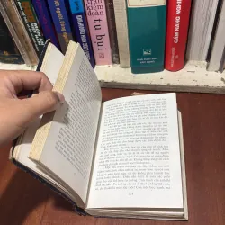 II Văn Học Nước Ngoài: Va-len-tin XÊ-RỐP _ V. XMI-RƠ-NÔ-VA RA-KI-TI-NA _ 1983 752317