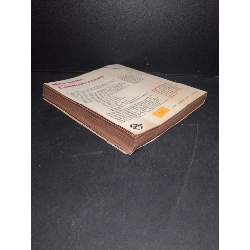 Mastering Serial Communications mới 60% bẩn bìa, rách bìa, rách trang, có chữ viết, ố vàng, dính trang Peter W. Gofton HCM2103 NGOẠI VĂN 413144