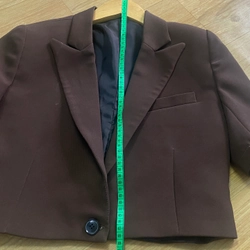 Áo khoác blazer dáng lửng có cầu vai [size S] - DUKI STORE 331035