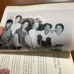 [THƠ] Con đường dòng sông & biển cả - Mai Hồng Niên 752541