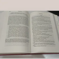 Vikram Seth -
A Suitable Boy : a novel 932506