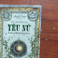 Yêu Nữ— Tập 6 của bộ sách Bí mật của Nicholas Flamel bất tử.