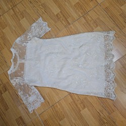 Váy trắng ngắn size M