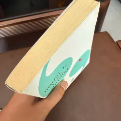 “Người Lạ Trên Giường”- K5 1035095