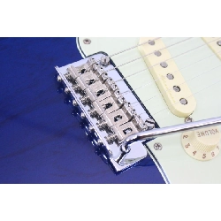 ＦＥＮＤＥＲ ＤＥＬＵＸＥ ＳＴＲＡＴＯＣＡＳＴＥＲ - Hàng hiệu Authentic 879094