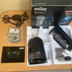 Máy cạo râu Braun Series 7 hàng like new nguyên hộp 3 lưỡi cạo 518125