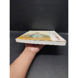 Fashion Victims - Financial Times (sách màu) mới 90% bẩn bìa tróc góc nhẹ HCM0805 ngoại văn 914255