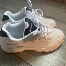 Giày thể thao Kawasaki size 39 fit 38 (form nhỏ) 474809