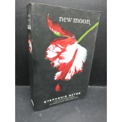 New moon mới 80% bẩn bìa, ố vàng HCM1410 Stephenie Meyer NGOẠI VĂN Oreka-Blogmeo