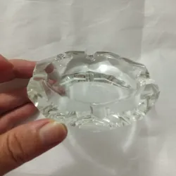 Đế đựng nến bằng thủy tinh trong suốt