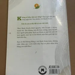 Sống không cần tiền người đi ngược dòng 747628