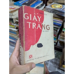 Giấy Trắng - Triệu Xuân