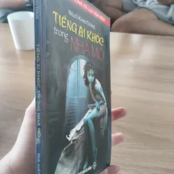 cuốn tiểu thuyết kinh dị Việt Nam "Tiếng ai khóc trong nhà mồ"  1032093