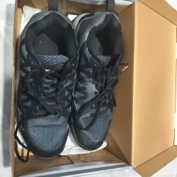 Yonex Voltrex size42 màu đen ( cam kết hàng chính hãng có box) tình trạng :95% 792590