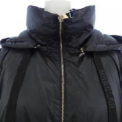 Áo khoác lông vũ MONCLER 638422