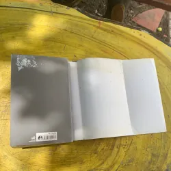 VẬT CHỦ - STEPHENIE METER 972722