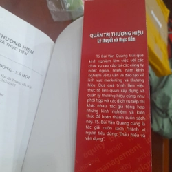Ts. Bùi Văn Quang - QUẢN TRỊ THƯƠNG HIỆU, lý thuyết và thực tiễn 407039