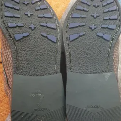 HN- Bán giầy mầu da rắn sz 40
 786314