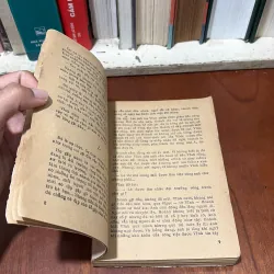 II Tiểu Thuyết: Khi Chúng Ta Còn Trẻ - Trần Hoàng Bách - 1986 750981