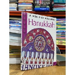 A World of Holidays : Carnival, Christmas, Hanukkah 550812